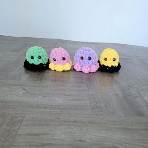 Crochet Mini Octopus Set: Handmade Amigurumi Plush Desk Decor