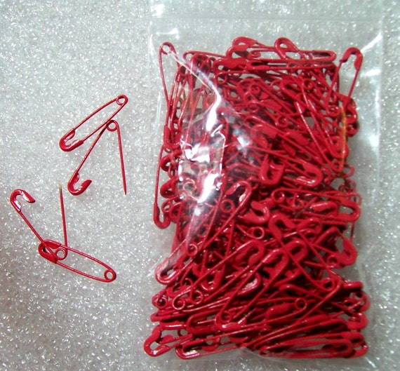 150 Plus Colored Safety Pins Red 3/4 Inch Metal Coiled Etsy