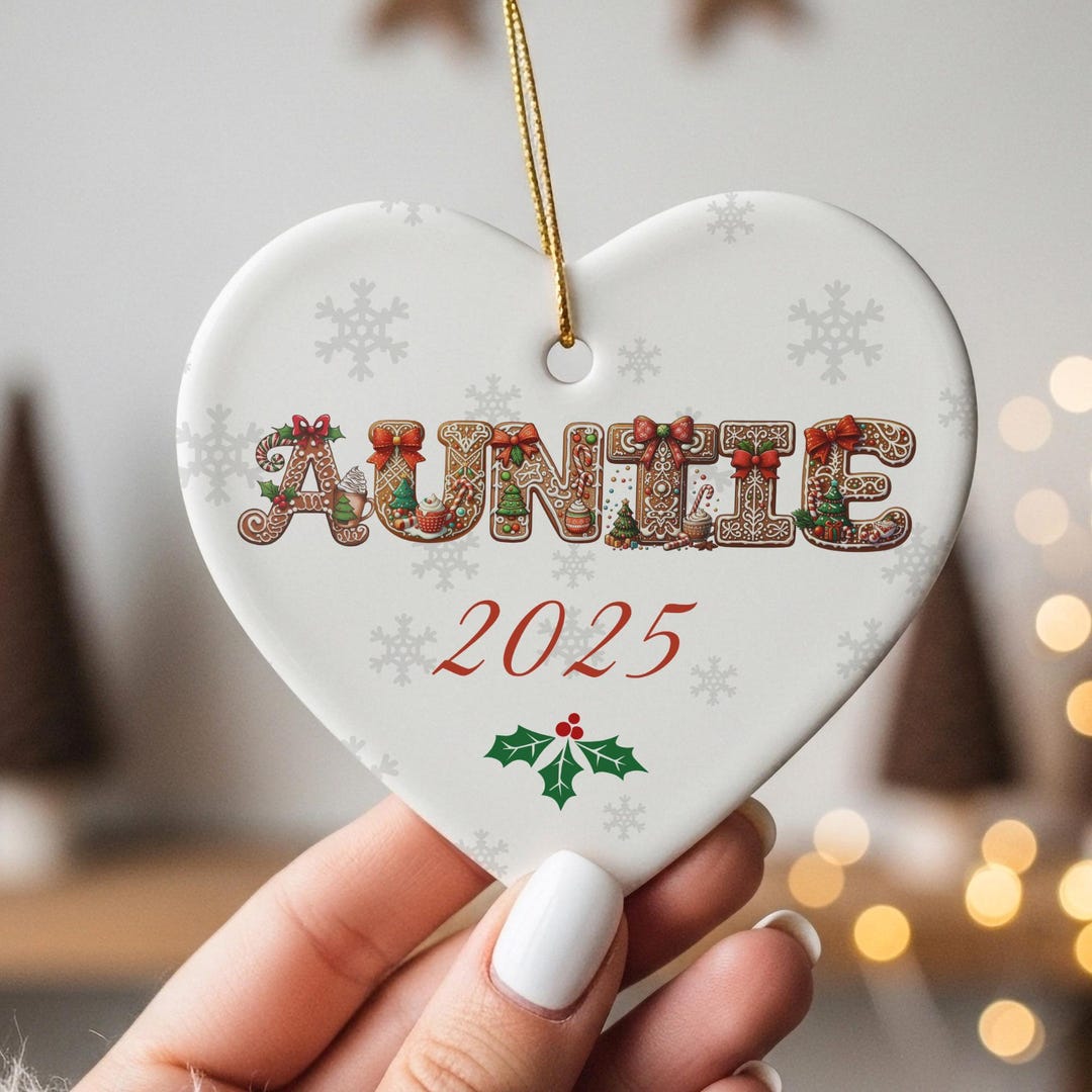Personalized Auntie Ornament 2025, Custom Aunt Christmas Gift, Heart ...