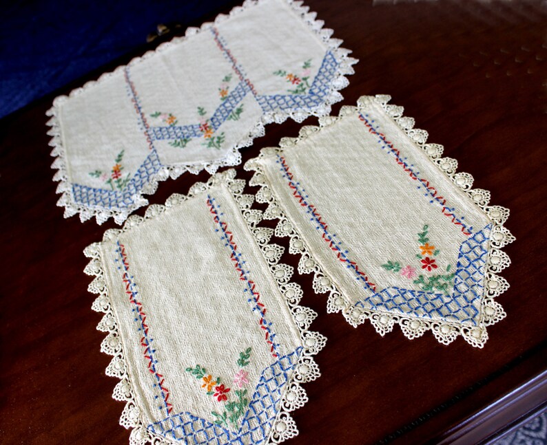 Embroidered Dresser Doilies Duchess Set of 3 Ecru Vintage Etsy