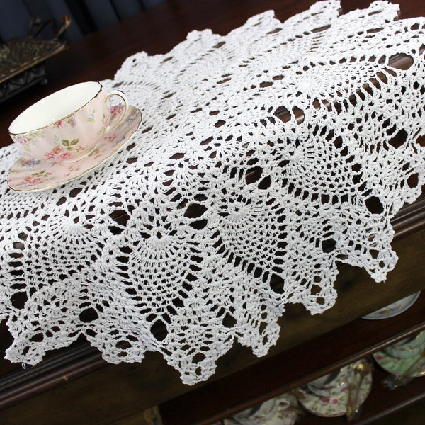 Large White Doily, 22 Inch Crochet Doily, or Centerpiece, Pineapple Design 18417