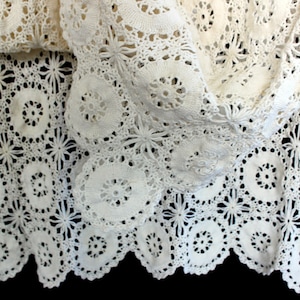 Crocheted Table Cloth, Handmade Tablecloth, Medium Weight Yarn, Light Cream, Wagon Wheel Pattern 17965