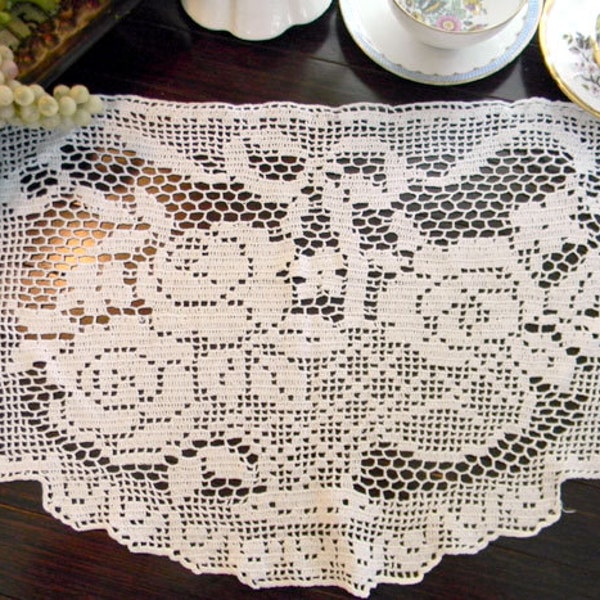 Large White Doily - Crochet Centerpiece - Vintage Filet Crocheted 8173
