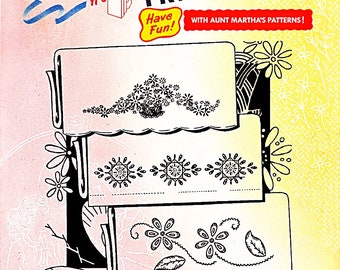 Aunt Martha's, 3587 Floral Linens, With A Flair, Embroidery, Transfer Pattern