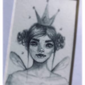 Boceto a lápiz de hadas enmarcado: arte de fantasía original en miniatura