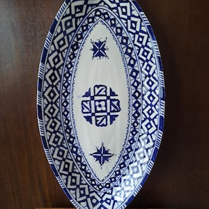 Extra Large Blue and White Moroccan Oval Plate – 58cm Hand-Painted Ceramic Serving Platter, Statement Tableware, Wall Decor