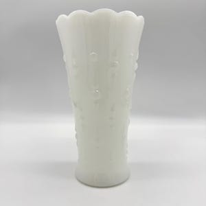 Vintage Anchor Hocking Teardrop Milkglass Vase
