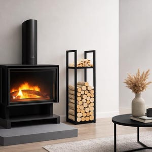 Porta legna verticale sottile, soluzione salvaspazio per riporre la legna