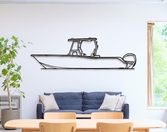 Könnte beinhalten: Eine schwarze Linienzeichnung eines Bootes mit einer Kabine und einem Außenbordmotor. Das Boot befindet sich an einer weißen Wand in einem Wohnzimmer.