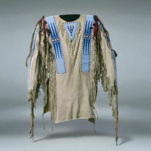 Native-Inspired Buffalo Hide War Shirt – Handmade Beaded Powwow Regalia, Traditional Mountain Man Shirt, Powwow Outfit