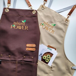 Veganistische set - glutenvrije en lactosevrije veganistische e-boekrecepten FODMAP + Receptkaarten + Schort met zakken met geborduurde PLANT POWER-tekst