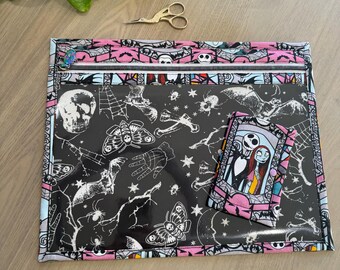 Clear Vinyl Project Bag: Nightmare Before Christmas Fabric, Skull Zipper
