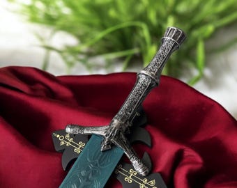 Holy Moonlight Greatsword Replica | Bloodborne-Inspired Zinc Alloy Display Prop