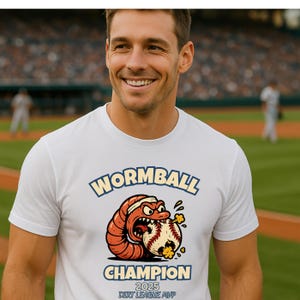 ワームボールチャンピオンシャツ、おもしろベースボールTシャツ、2025 MVPダートリーグ、お父さんジョークギフト、漫画ワームスポーツユーモア、先史時代のヴィンテージグラフィックTシャツ