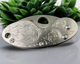 Hand Engraved knife Spyderco Cricket stainless steel plain blade