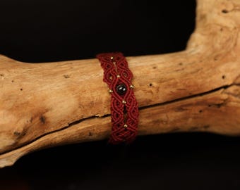 Handgemachtes Makramee-Armband
