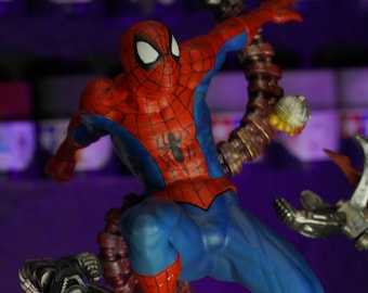 Web-Slinging Superhero Inspired Figure – Urban Action Fan Art Collectible Statue