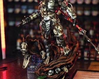 Predator Figure – Handmade 7.9" Sci-Fi Alien Hunter Collectible Resin Art