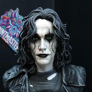 The Crow Movie Figure – Gothic Action Statue, Eric Draven Collectible Item, Gift and Decor
