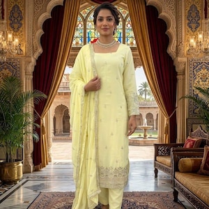 Pakistaans designer geel sharara-kostuum met dupatta, faux georgette-draadvolgordewerk