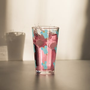 Crowned Sea Popsicle Shaker pint glass