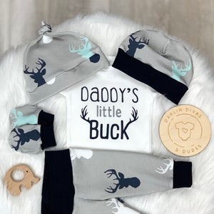 Daddy's Little Buck Baby Boy Outfit, Deer Buck Navy Baby Boy Outfit,  Newborn Hosptial Outfit, Baby Boy Shower Gift and Hat Set