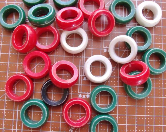 Vintage Carrom Plastic Game Rings Set of 30 - Etsy