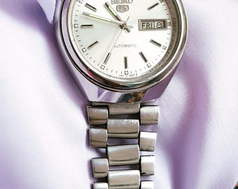 ヴィンテージ セイコー5 自動巻き腕時計、シルバー文字盤、日本製