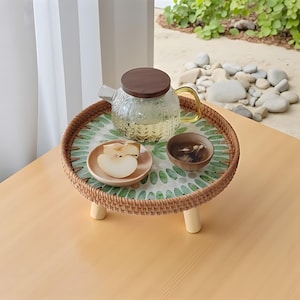 Tavolino da caffè con finestra a bovindo in rattan fatto a mano — Tavolino basso / rotondo Tatami