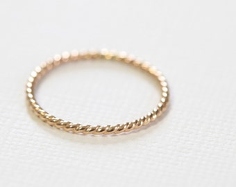 gold twist ring, rope ring, stackable ring, staking ring, textured ring, skinny ring, dainty ring