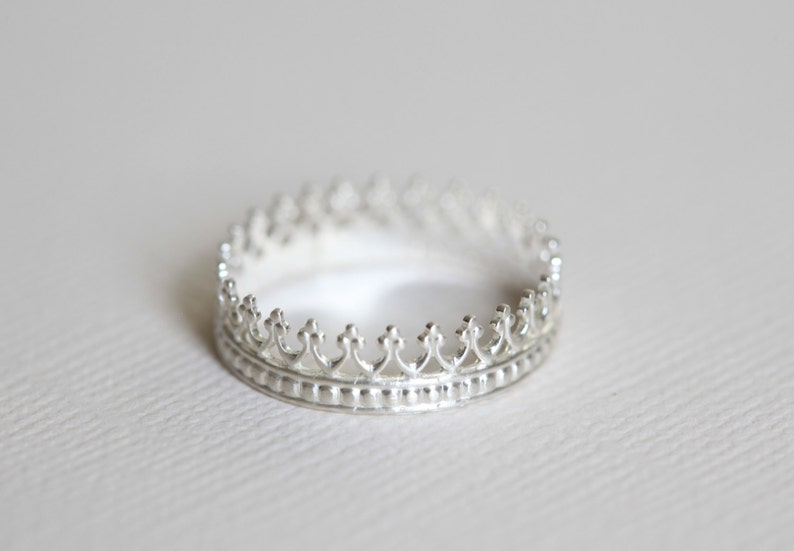 Princess ring, crown ring, dainty textured ring sterling silver ring image 1