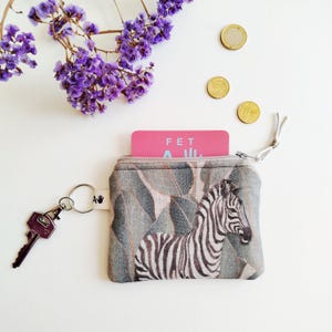 Monedero Hecho a Mano con dibujo de zebra | Cartera de loneta con llavero | Billetera para monedas y tarjetas para mujer | Cartera pequeña