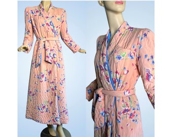 Vintage 40s Peachy Pink Quilted Floral Print Bathrobe with Tie Belt