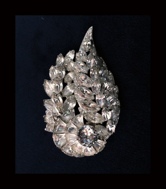 Vintage 50s Eisenberg Rhinestone Crystal Brooch Ma