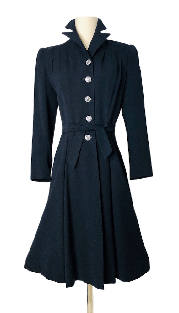 Rare Vintage 1930s-1940s Black Coat Fit & Flare P… - image 2