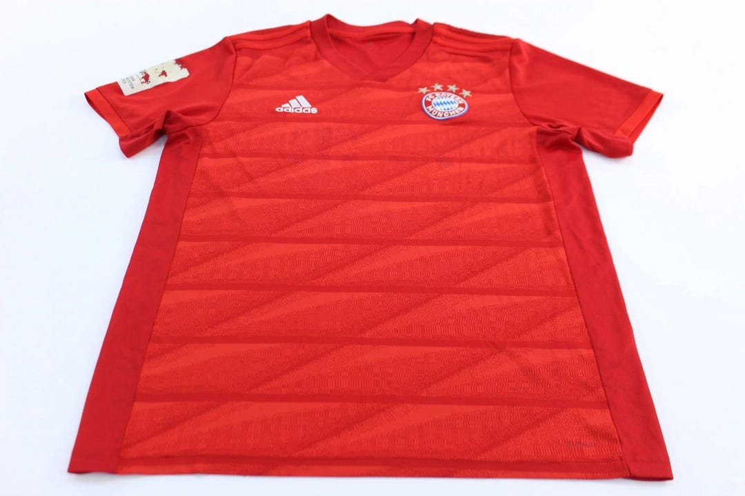 Adidas Embroidered Logo FC Bayern Munchen Philippe Coutinho #10