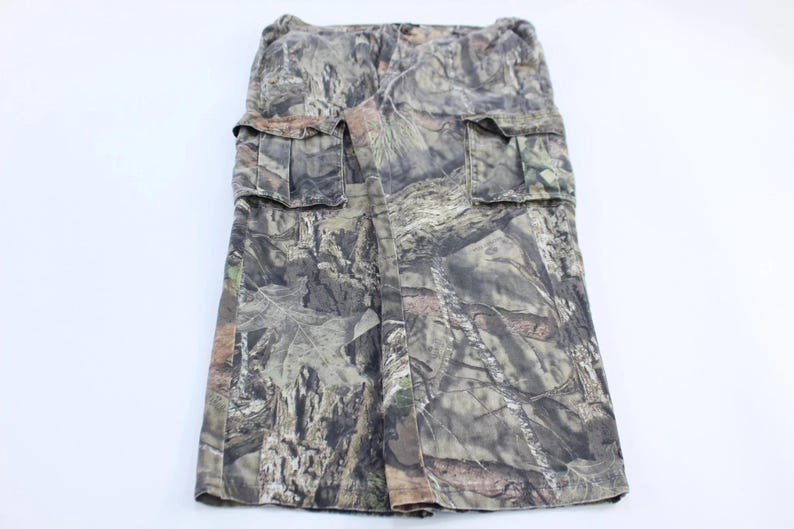 Mossy Oak Camo Cargo Pants - ThriftedThreads.com