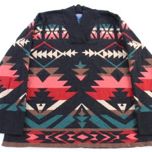 Women's Pendleton Aztec Patterned LS Shirt - ThriftedThreads.com