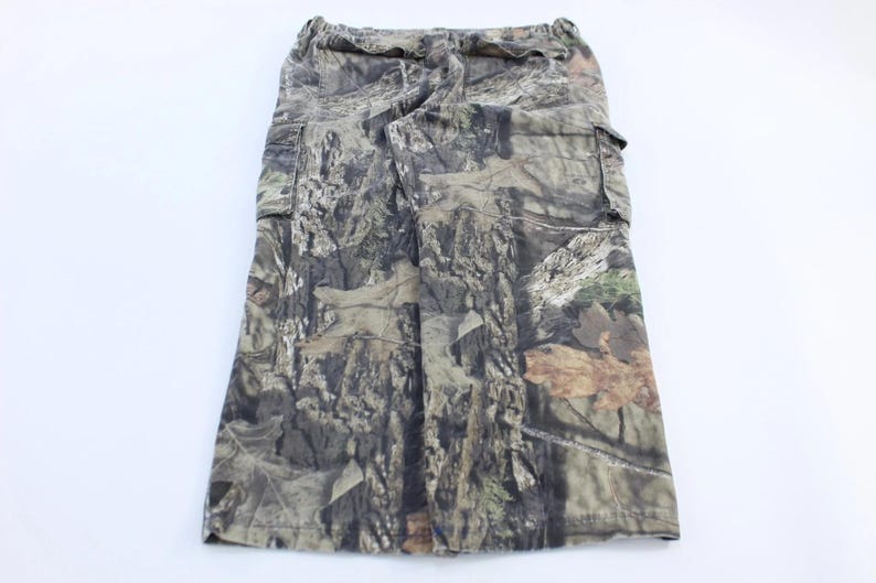 Mossy Oak Camo Cargo Pants - ThriftedThreads.com