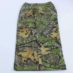Field Staff Mossy Oak Camo Pants - ThriftedThreads.com