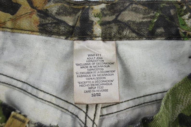 Field Staff Mossy Oak Camo Pants - ThriftedThreads.com