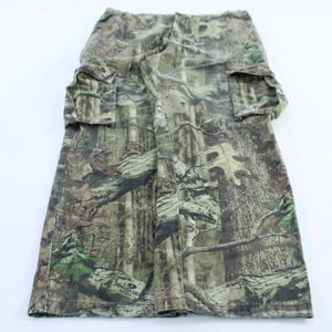 Mossy Oak Camo Cargo Pants - ThriftedThreads.com