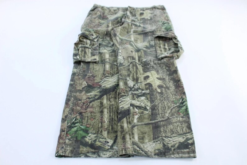 Mossy Oak Camo Cargo Pants - ThriftedThreads.com