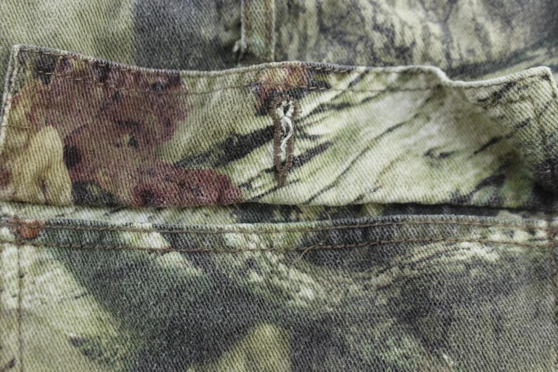 Mossy Oak Camo Cargo Pants - ThriftedThreads.com