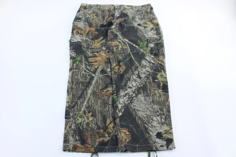 Mossy Oak Camo Cargo Pants - ThriftedThreads.com