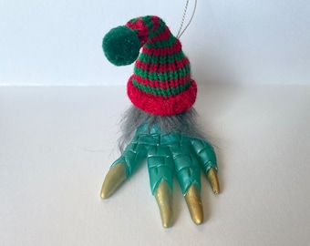 Adorno navideño de Chupacabras para árbol de Navidad, decoración festiva, Lucky Foot, críptido peludo, regalo, escultura artística