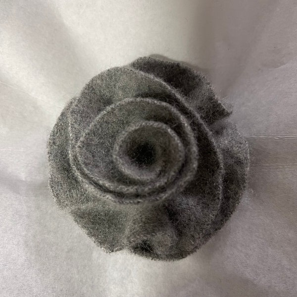 Gray cashmere felted flower pin purple Accessory unique brooch Upcycled merino wool hand made by mcleodhandcraftgifts