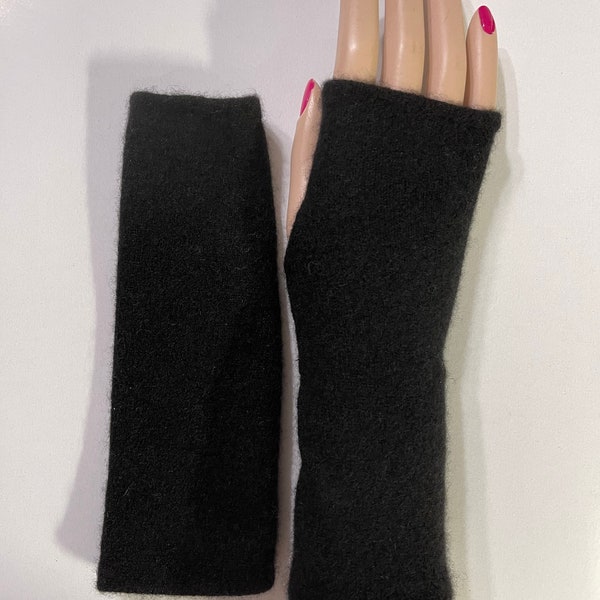 077 XS black Cashmere Fingerless Gloves upcycled Cashmere Sweater Fingerless Mittens Wrist warmer gift for office