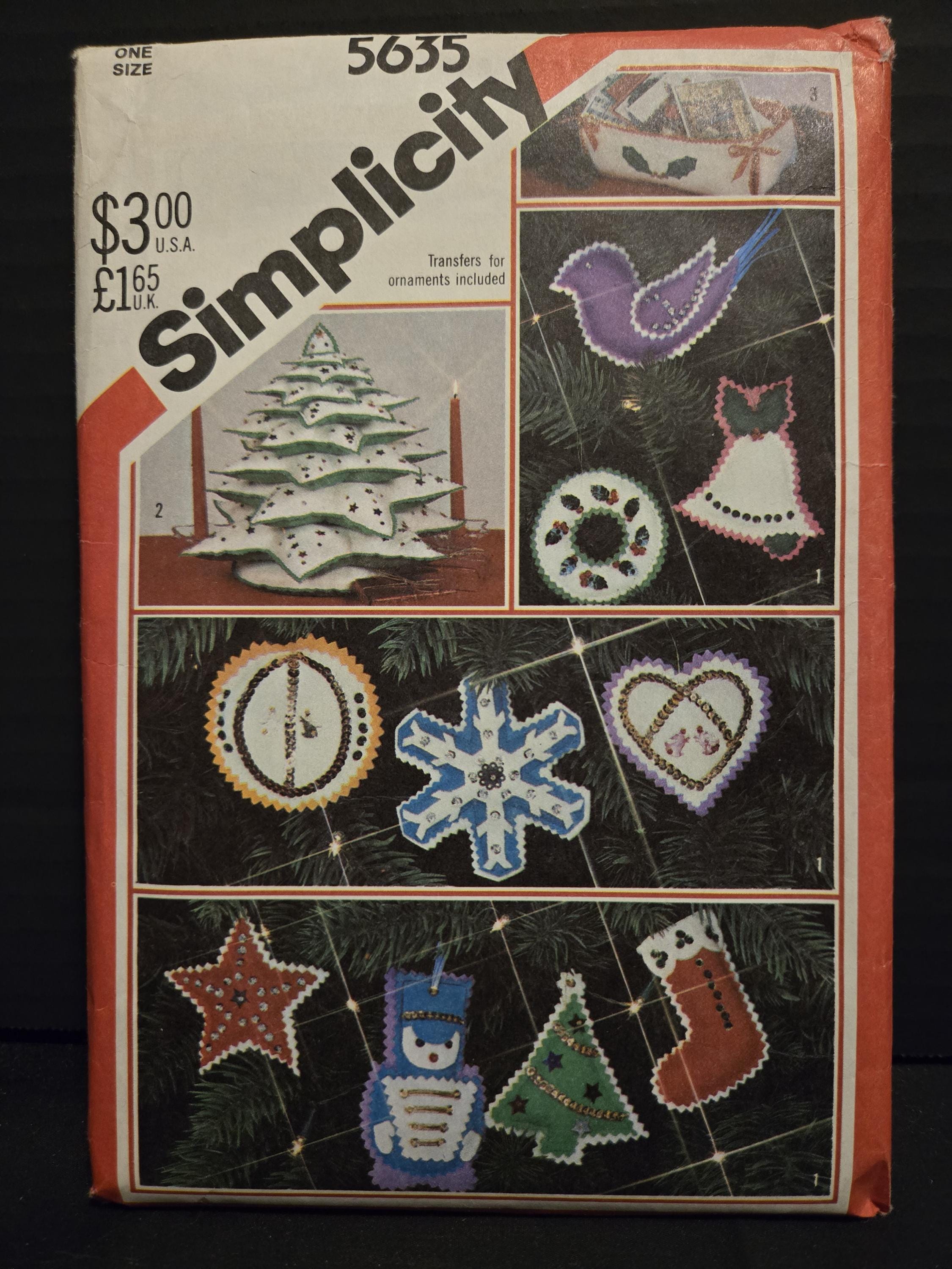 36 Stunning DIY Christmas Tree Decoration Ideas 19 1982 Simplicity 5635 Felt Christmas Ornaments, Tree Centerpiece and…