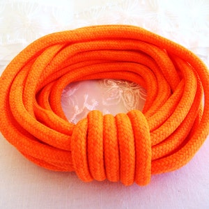 6 mm Rundschnur für Fallschirm und Fallschirm, Neon Orange Fluo Orange Paracord, Schnur für Schnürsenkel, Hundehalsband Paracord, Hundeleinen - 2 Meter (1 Stück)